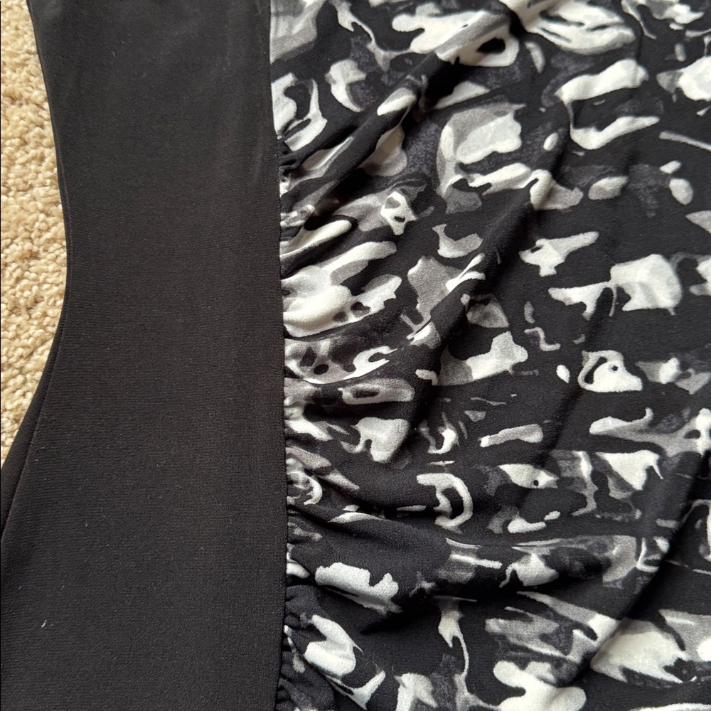 Calvin Klein abstract black & white dress size XS - Picture 6 of 11